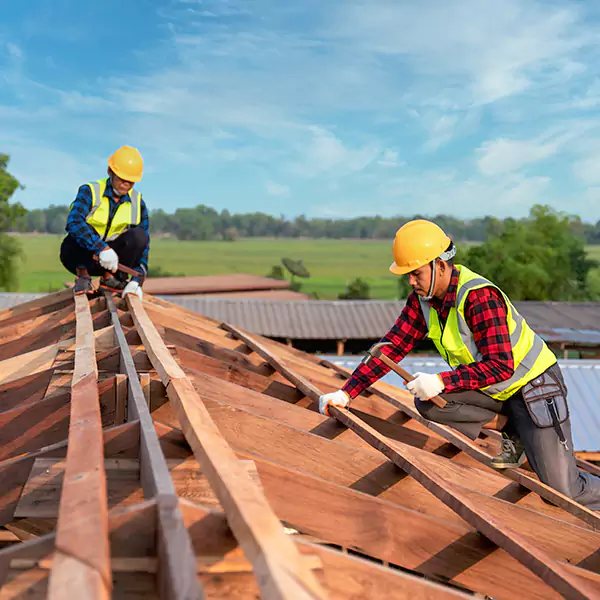 Why Saint Charles, IL Property Owners Trust Saint Charles Roofing Pro for Garage Roof Replacement?